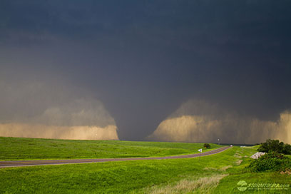 tour 5 storm chasing tours