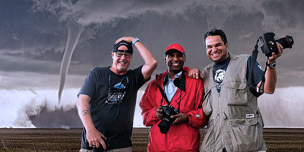 storm chasing tours