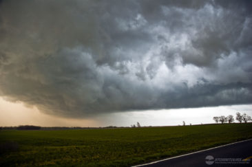 Leading Edge of Supercell Thunderstorm