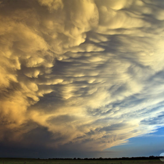 Mammatus Sunset