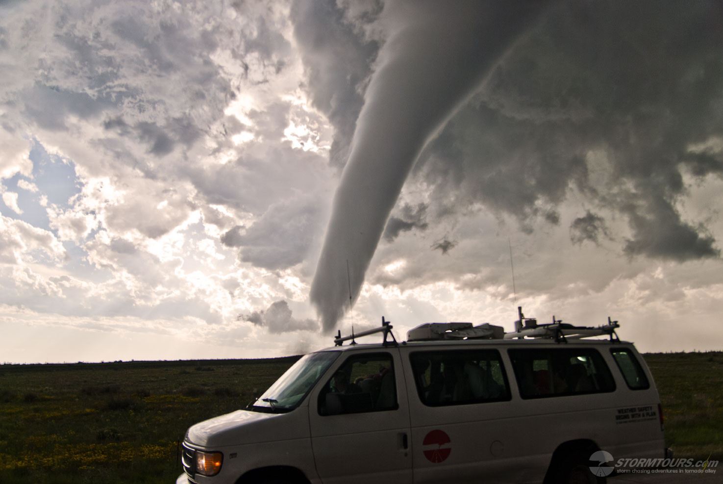 tornado chasing tour